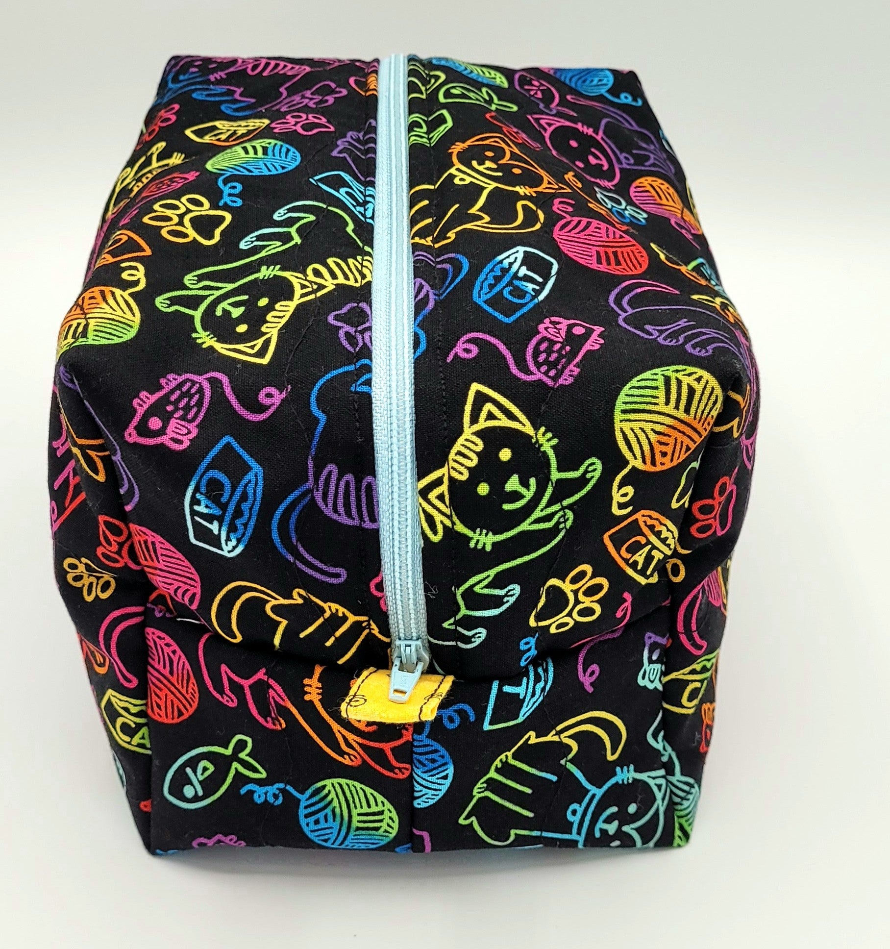 Quilted Boxy Bag Rainbow Cat